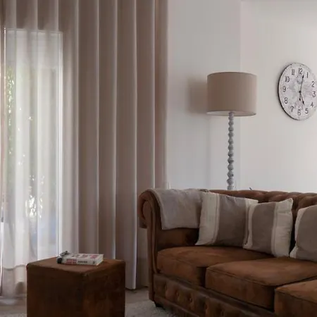 Casa vacanze Camellia House Marinha Grande